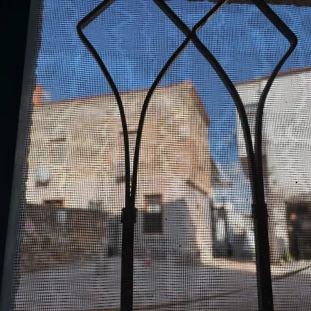Kale Taş * Çeşme